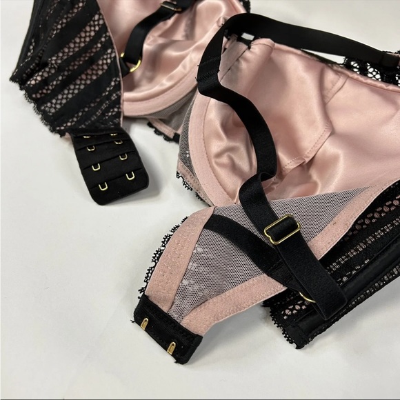 NEW Victorias Secret Bra Panty Set 36DD Plunge XS High Leg Cheeky Black #0899 - Picture 4 of 8